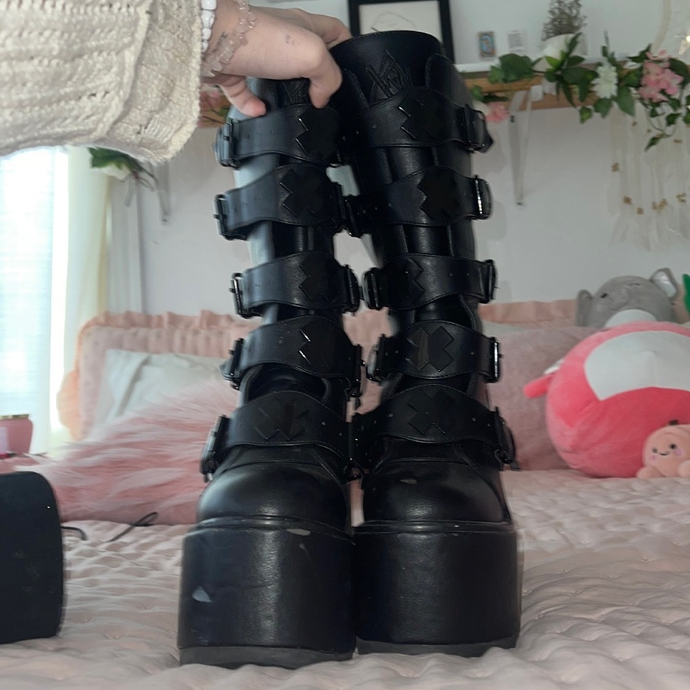 black platform demonia boots